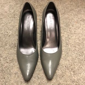 Laura Scott grey heel